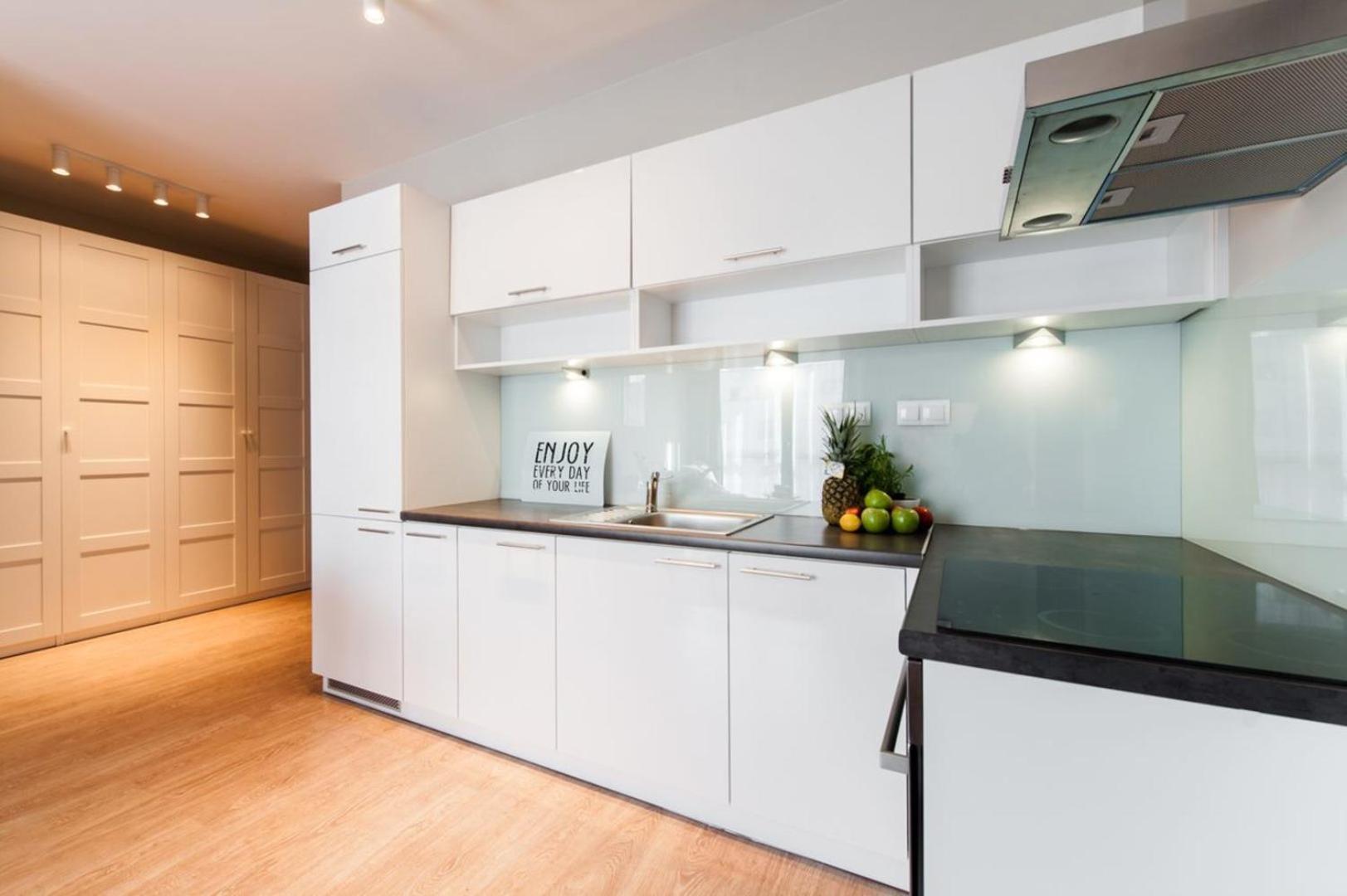Appartamento Superapart Jana Kazimierza 127 Secluded Urban Hideaway With Modern Comforts Varsavia