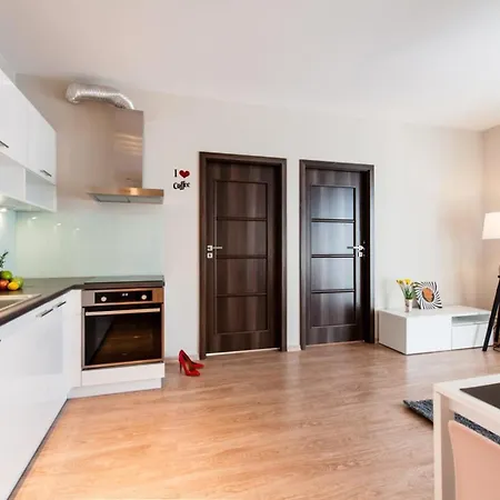 Superapart Jana Kazimierza 127 Secluded Urban Hideaway With Modern Comforts Варшава Екстер'єр фото